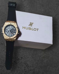 Hublot round dial with silicone straps